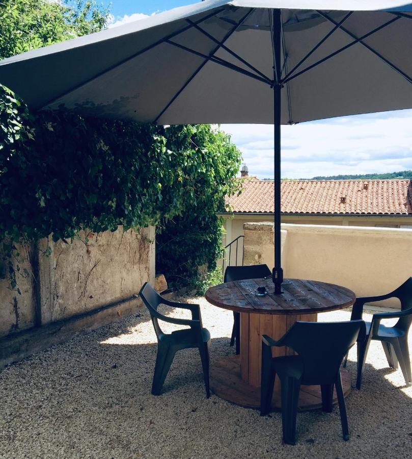 Appartement Cour Ancienne Abbaye Saint-Astier  Экстерьер фото